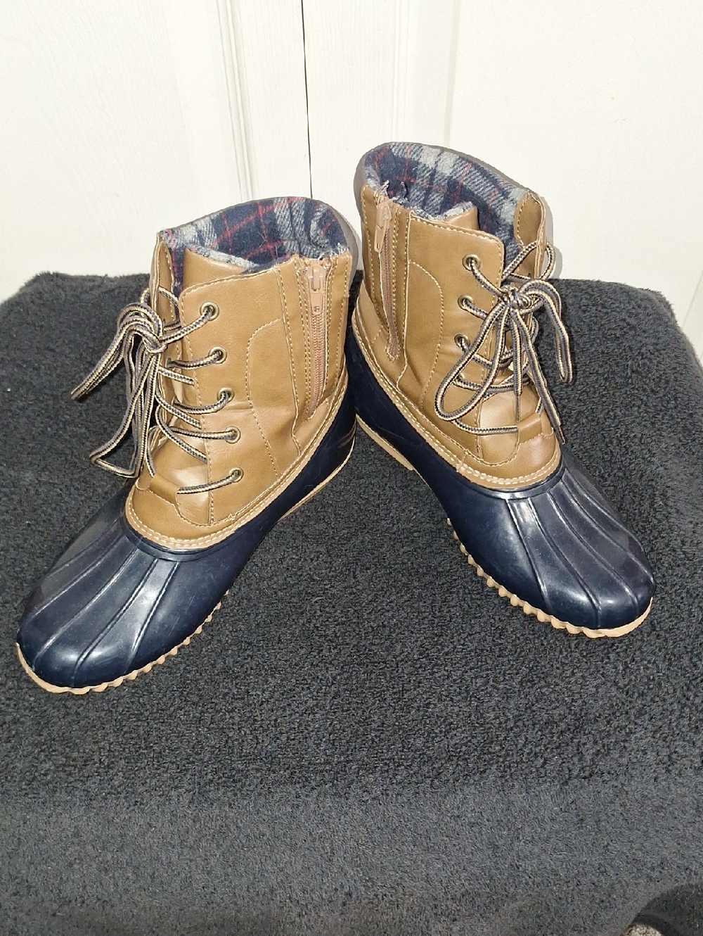 Sporto "Addison" Duck Boots - 9 - Navy Rubber Tan Leather Rain